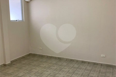 Sobrado à venda com 3 quartos, sendo 1 suíte, em Vila Lageado, São Paulo, SP