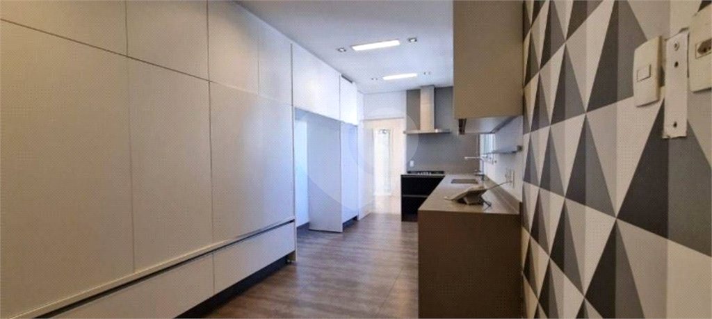 Apartamento à venda com 3 suítes em Vila Mariana, São Paulo, SP