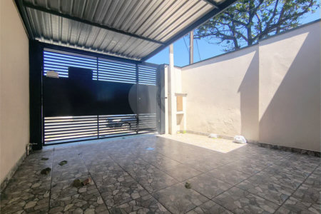 Casa para Locação no Jardim Pau Preto – Indaiatuba/SP - 3 dormitórios, quintal e garagem com portão manual