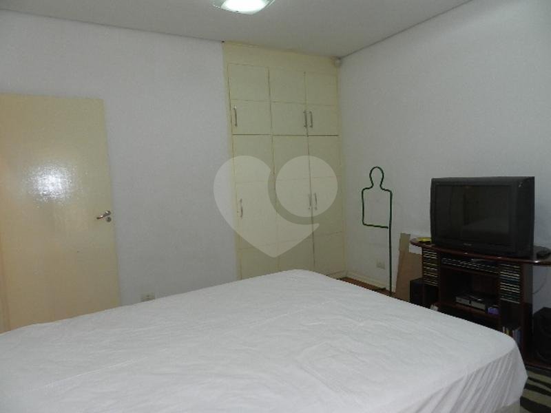 Casa de Vila à venda com 3 quartos, sendo 1 suíte, em Brooklin Novo, São Paulo, SP