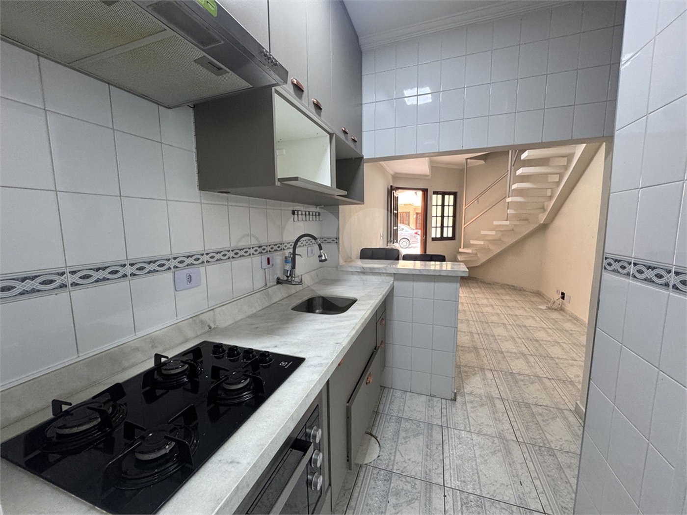 Casa à venda com 2 quartos no condomínio Village de Marbelli, Praia Grande - SP