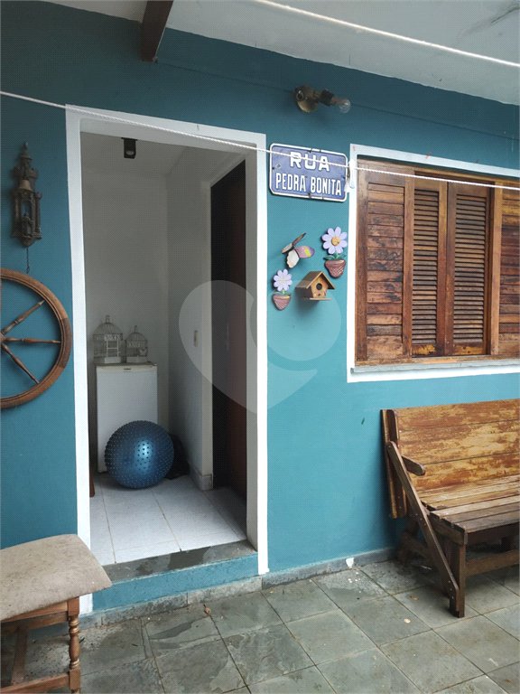 Sobrado à venda com 4 quartos, sendo 1 suíte, em Horto, São Paulo, SP