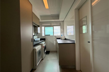 Apartamento à venda com 3 suítes em Santa Teresinha, São Paulo, SP