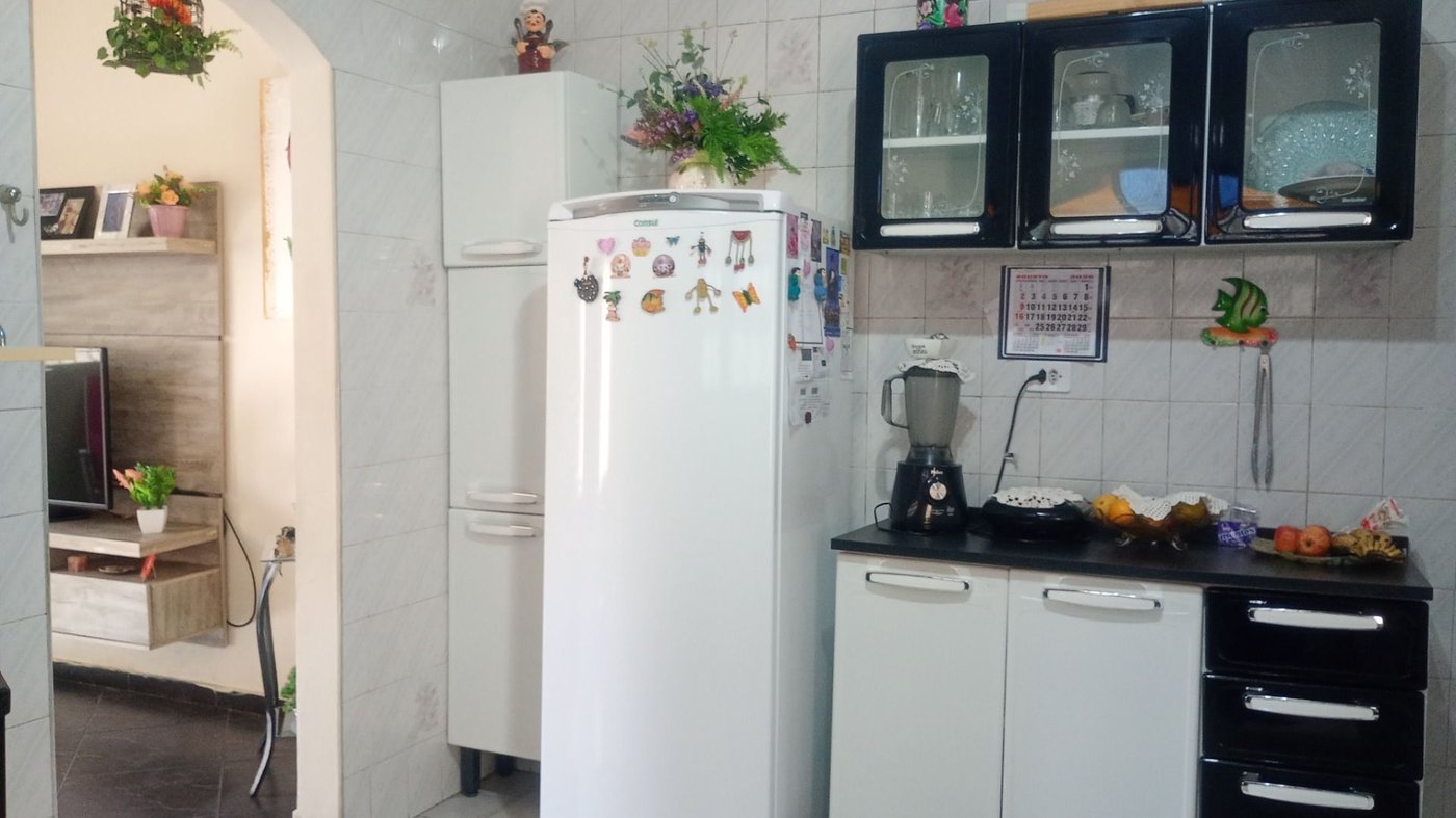 Casa com 3 dormitórios à venda, 140 m² por R$ 425.000,00 - Parque Bitaru - São Vicente/SP