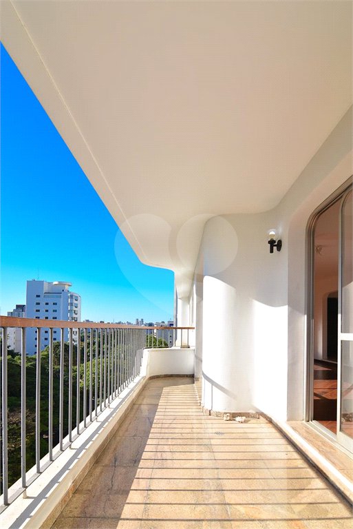 Apartamento à venda com 4 quartos, sendo 2 suítes,  em Brooklin Paulista, São Paulo, SP