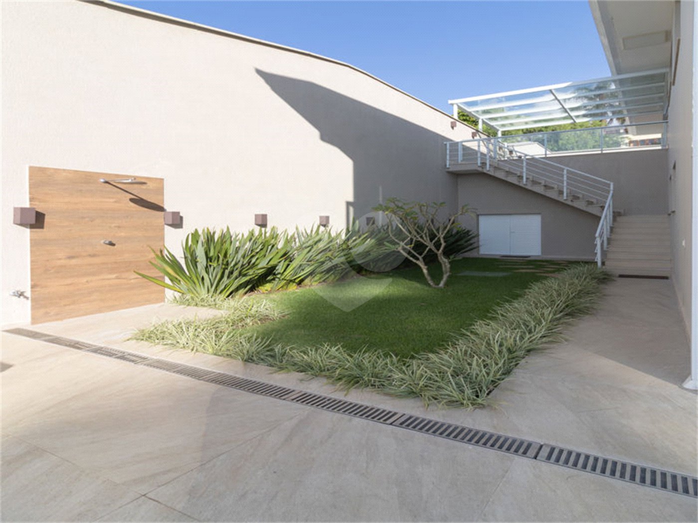 Casa à venda com 3 suítes no condomínio Parque Imperial da Cantareira, Mairiporã - SP