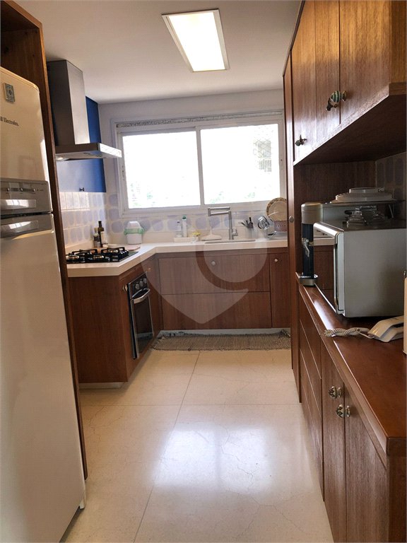Apartamento à venda com 3 suítes em Lapa, São Paulo, SP