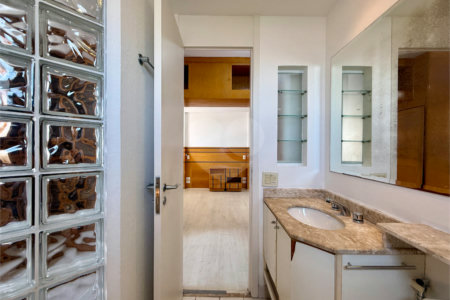 Apartamento à venda com 2 quartos, sendo 1 suíte, em Jardim Marajoara, São Paulo, SP