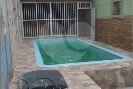 Casa à venda com 3 quartos no Centro, Bertioga, SP