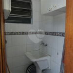 Sobrado à venda com 4 quartos, sendo 2 suítes, em Vila Hamburguesa, São Paulo, SP