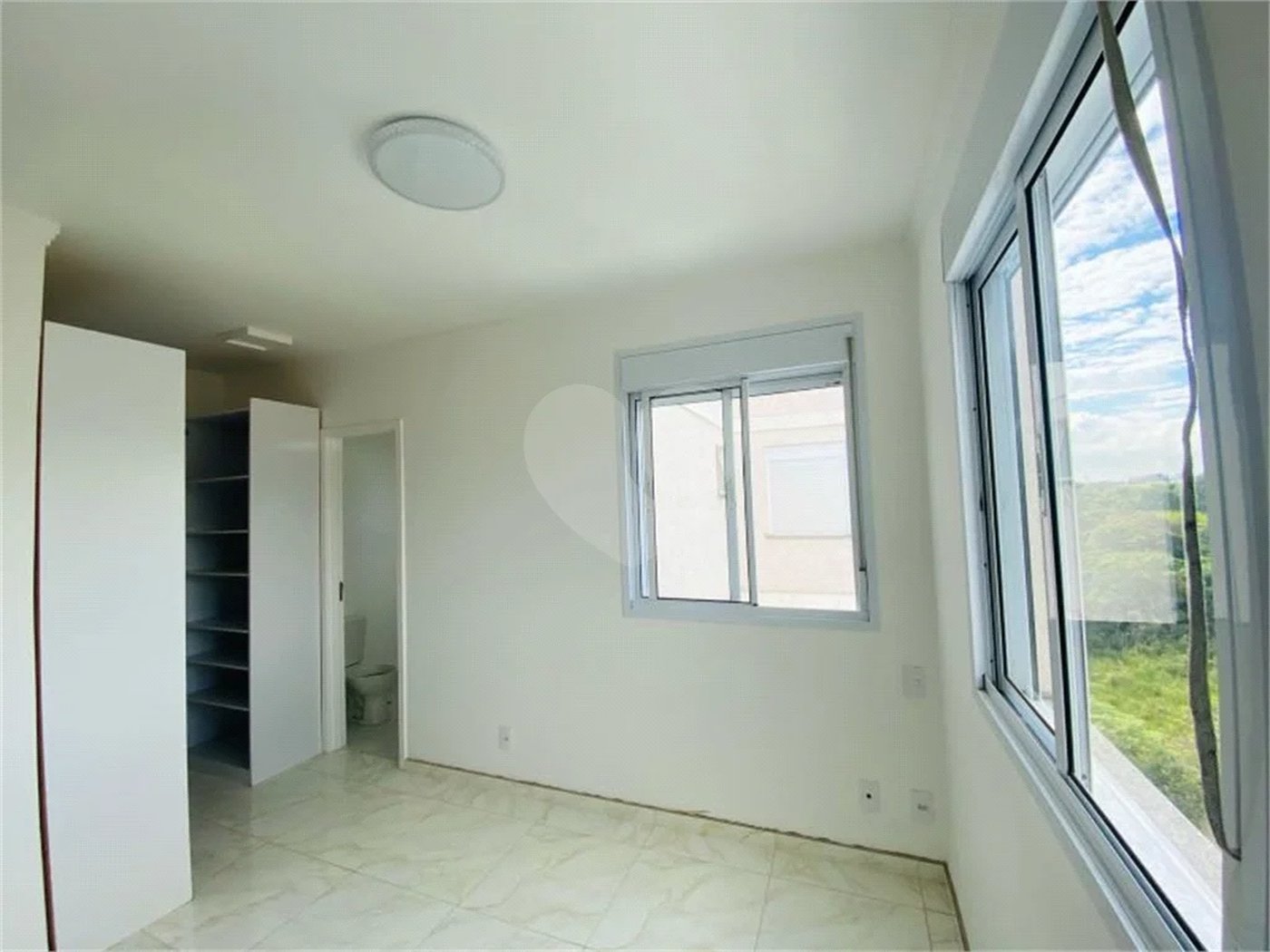 Apartamento à venda com 2 quartos, sendo 1 suíte, em Jardim Tereza Cristina, Jundiaí, SP