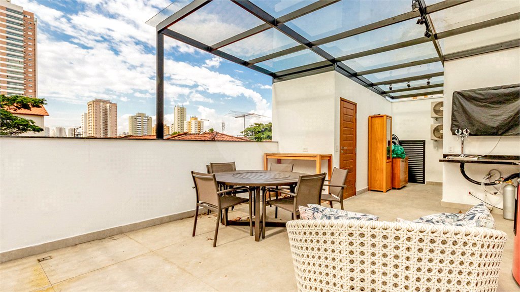 Sobrado à venda com 3 quartos, sendo 1 suíte, em Cidade Monções, São Paulo, SP