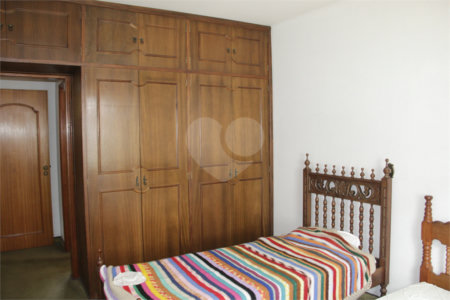 Casa à venda com 3 quartos, sendo 2 suítes, em Vila Deodoro, São Paulo, SP