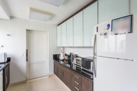 Apartamento à venda com 3 suítes em Campo Belo, São Paulo, SP