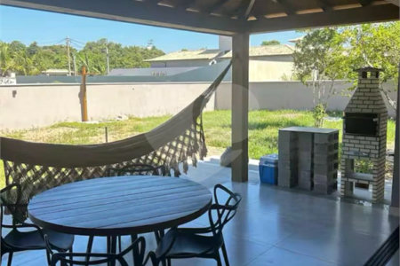 Casa à venda com 4 suítes em Caravelas, Armação dos Búzios, RJ