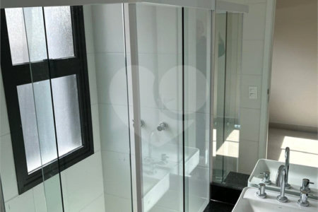 Casa à venda com 2 suítes no condomínio Cube Villa, São Paulo - SP