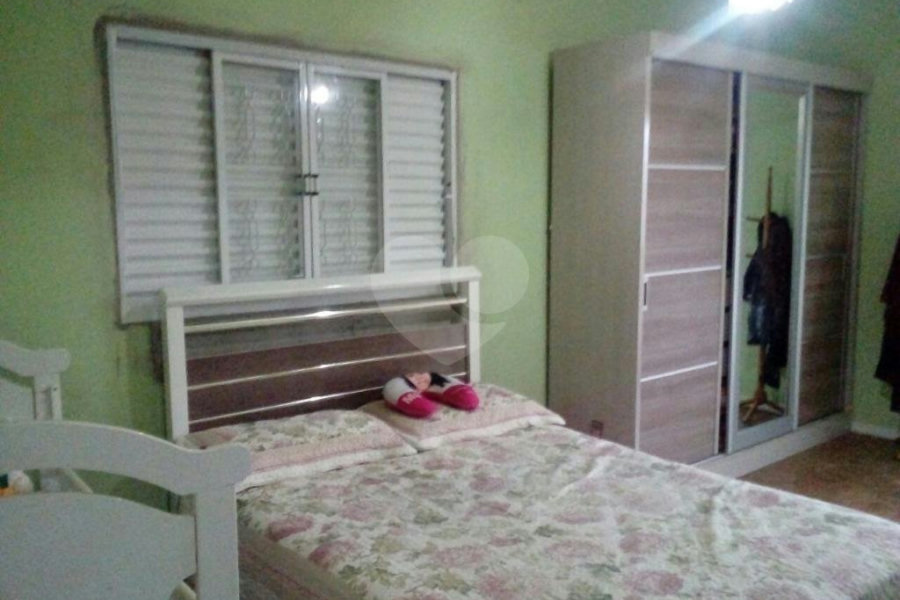 Sobrado à venda com 3 quartos, sendo 1 suíte, em Tremembé, São Paulo, SP