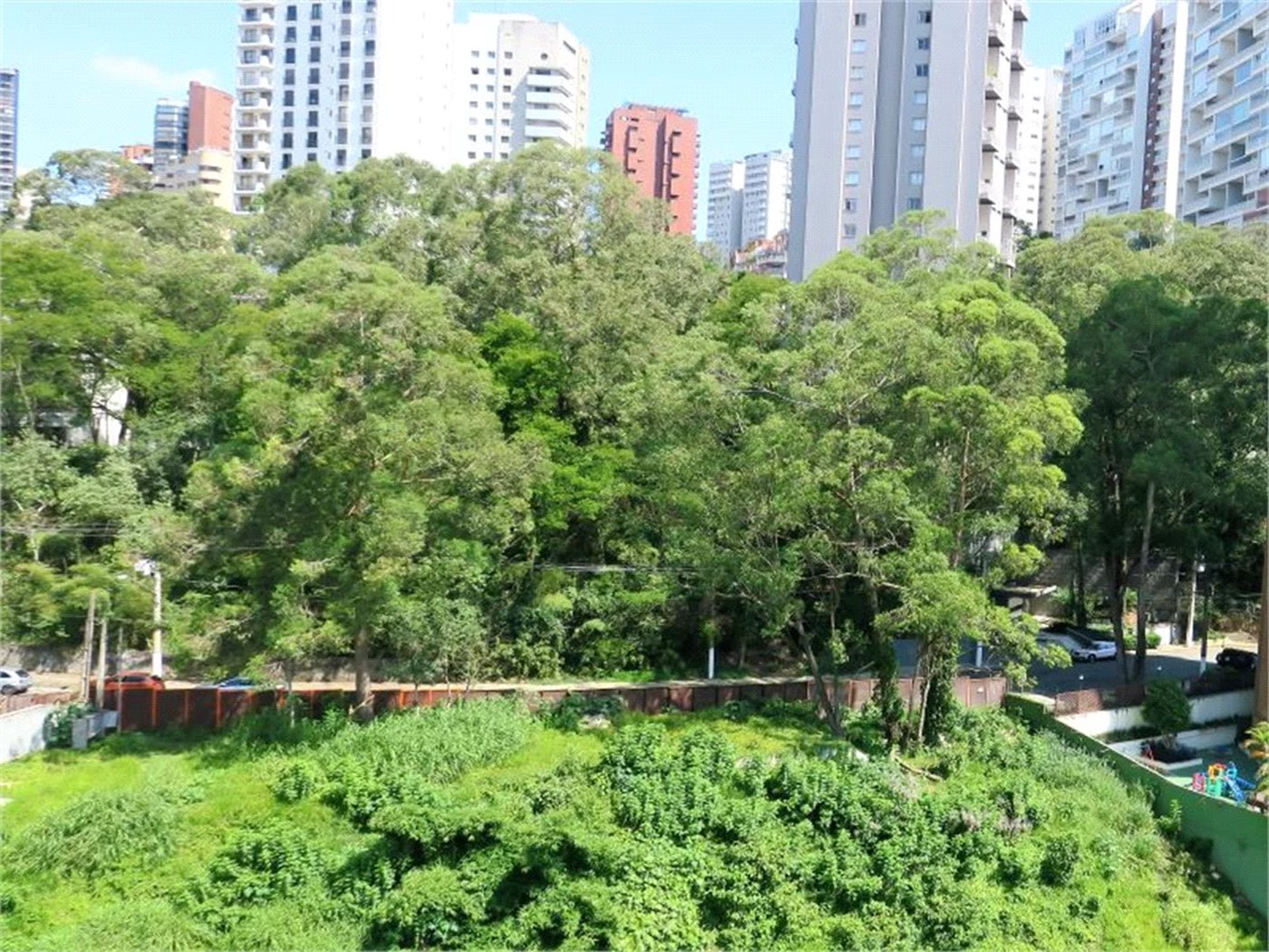 Apartamento à venda com 4 quartos, sendo 3 suítes,  em Vila Suzana, São Paulo, SP
