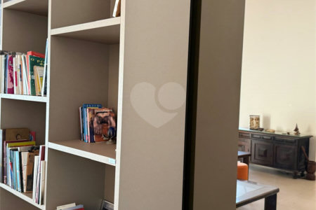 Casa à venda com 3 quartos, sendo 1 suíte, no condomínio Vale do Lago, Sorocaba - SP