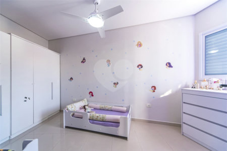 Sobrado à venda ou para alugar com 3 quartos, sendo 2 suítes, em Vila Linda, Santo André, SP
