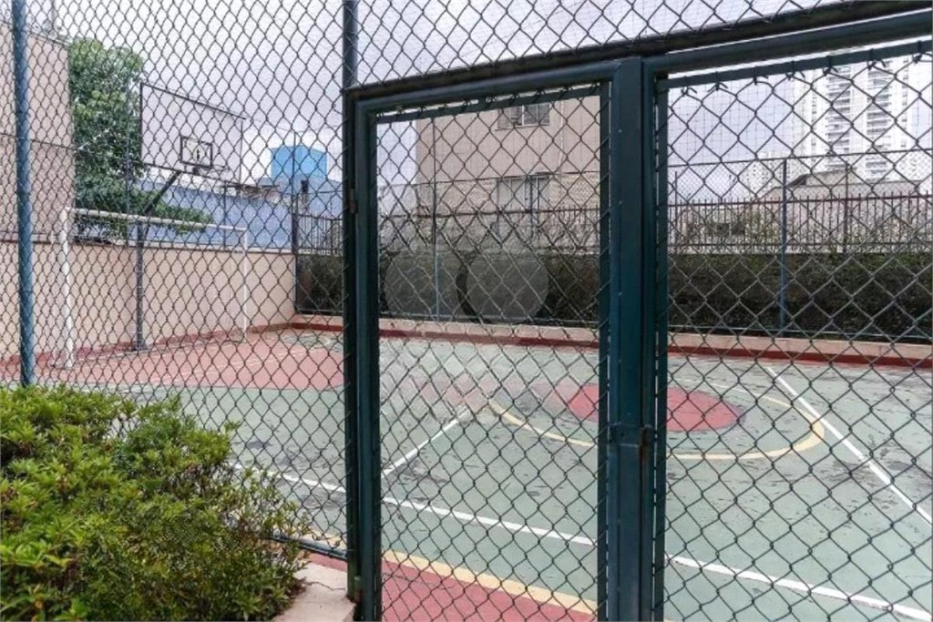 Apartamento à venda com 3 quartos, sendo 1 suíte, em Vila Hamburguesa, São Paulo, SP