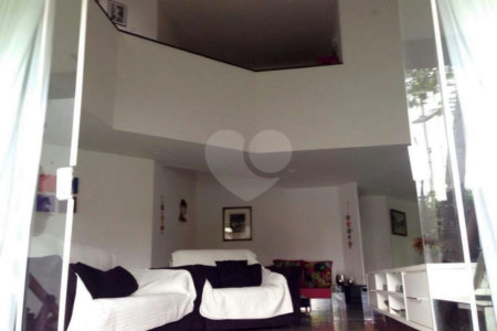 Sobrado à venda com 5 quartos, sendo 2 suítes,  em Instituto de Previdência, São Paulo, SP
