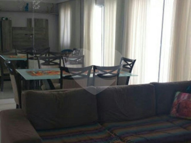 Apartamento à venda com 4 quartos, sendo 1 suíte,  em Vila Progresso, Guarulhos, SP
