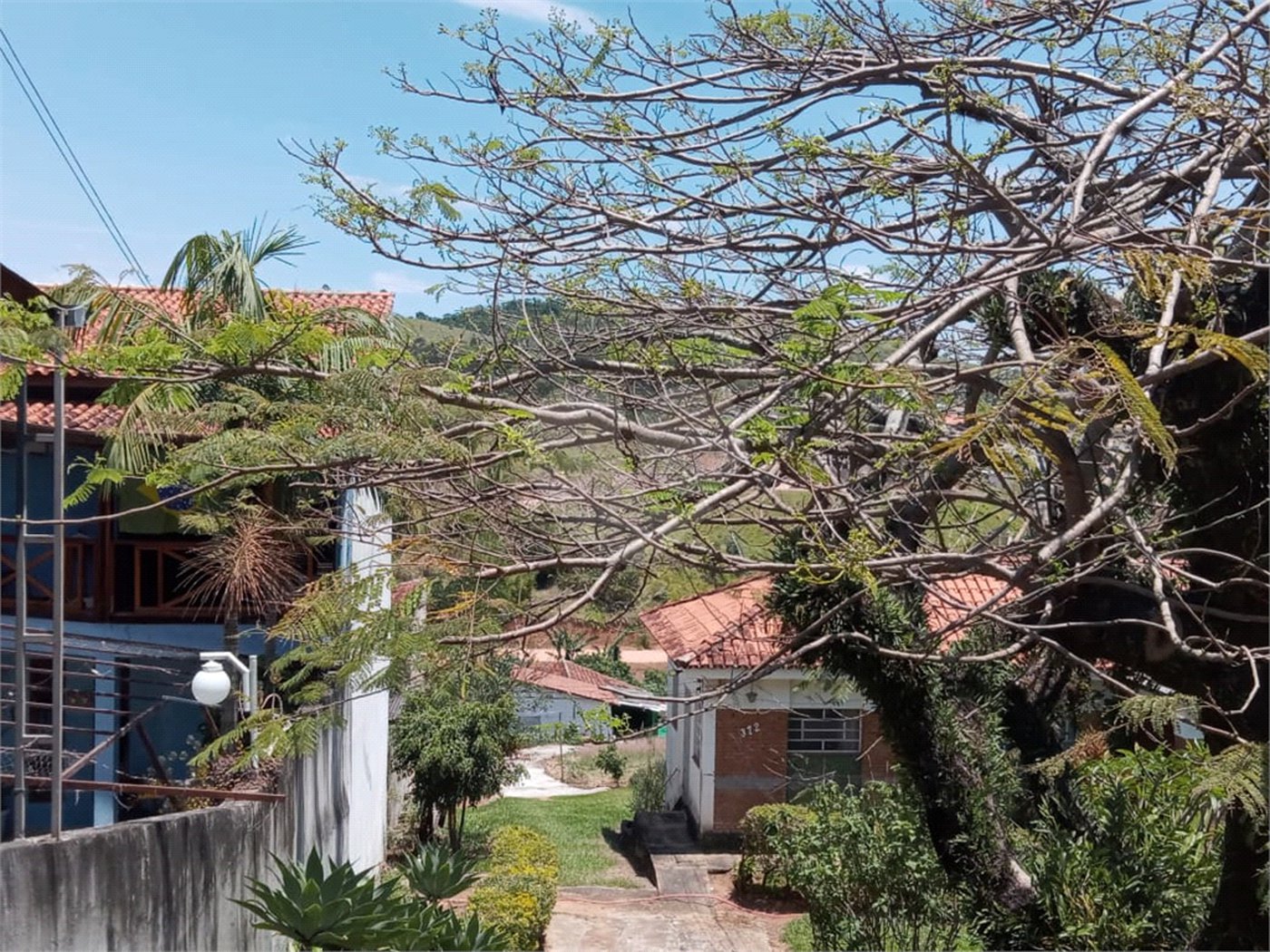 Área de Terra à venda com 3 quartos, sendo 1 suíte, no Centro, Bom Jesus dos Perdões, SP