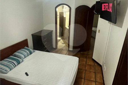 Apartamento à venda com 3 quartos, sendo 1 suíte,  em Vila Nova, Cabo Frio, RJ