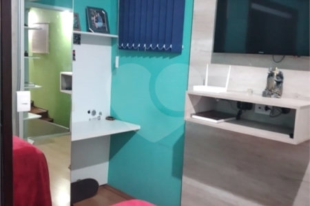 Casa à venda com 2 quartos, sendo 1 suíte, em Serpa, Caieiras, SP