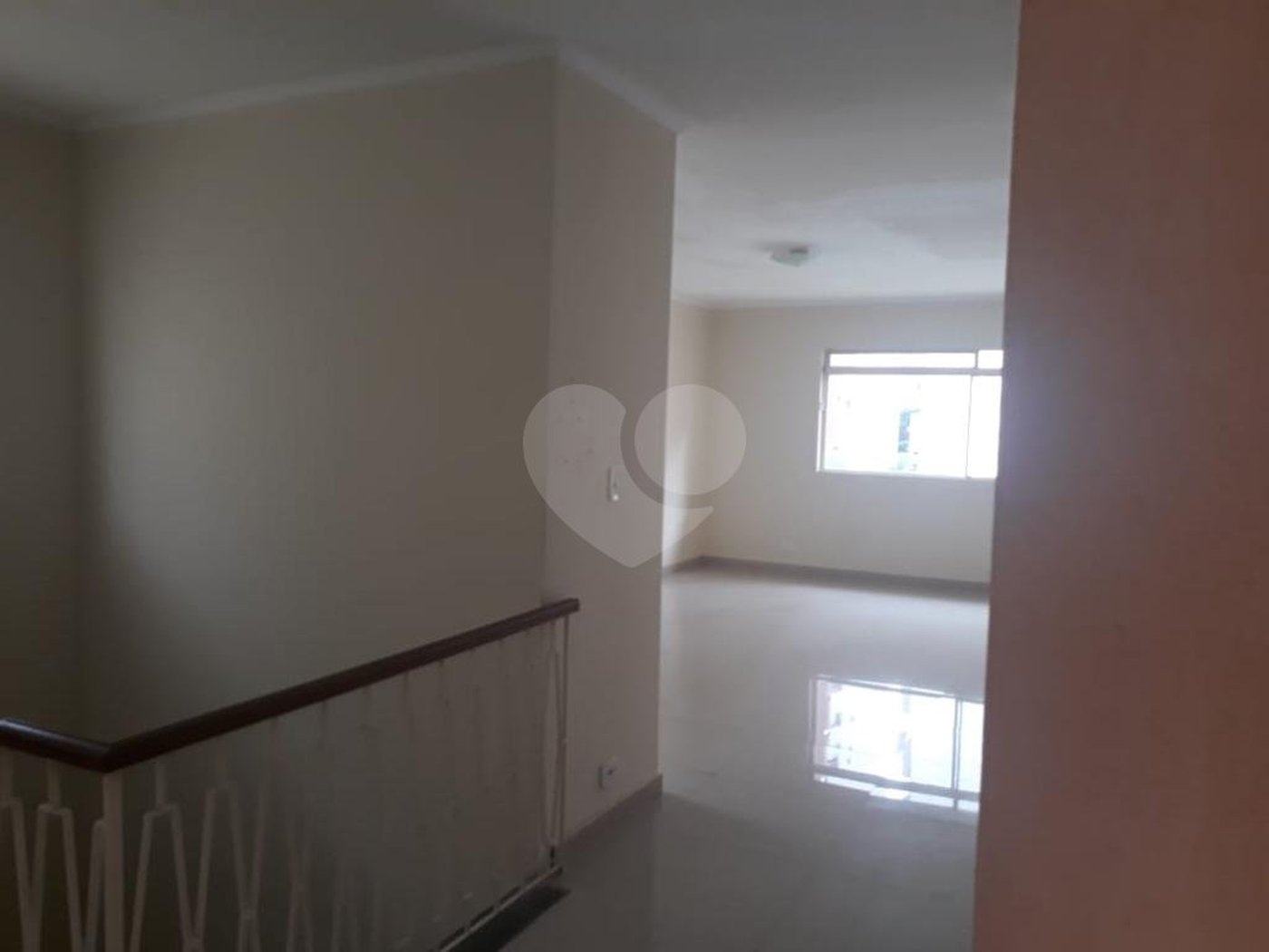 Casa à venda com 4 quartos, sendo 2 suítes, em Santana, São Paulo, SP