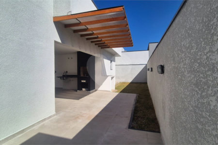 Casa à venda com 3 quartos, sendo 1 suíte,  no condomínio Cyrela Landscape, Votorantim - SP