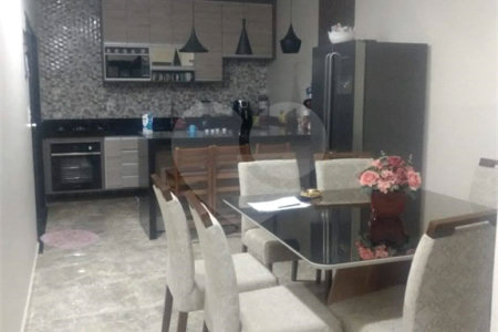 Casa à venda com 3 quartos, sendo 1 suíte, em Residencial Vila dos Eucaliptos, Salto, SP