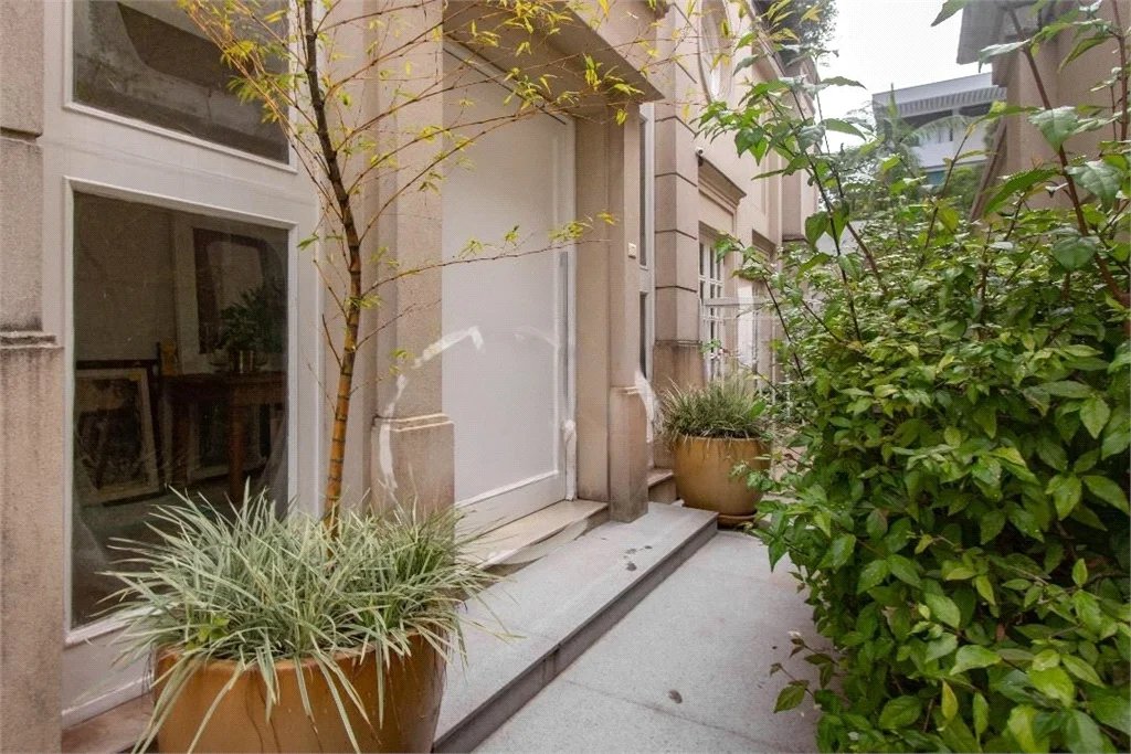 Casa à venda com 4 suítes no condomínio Residencial Palazzo Reale, São Paulo - SP