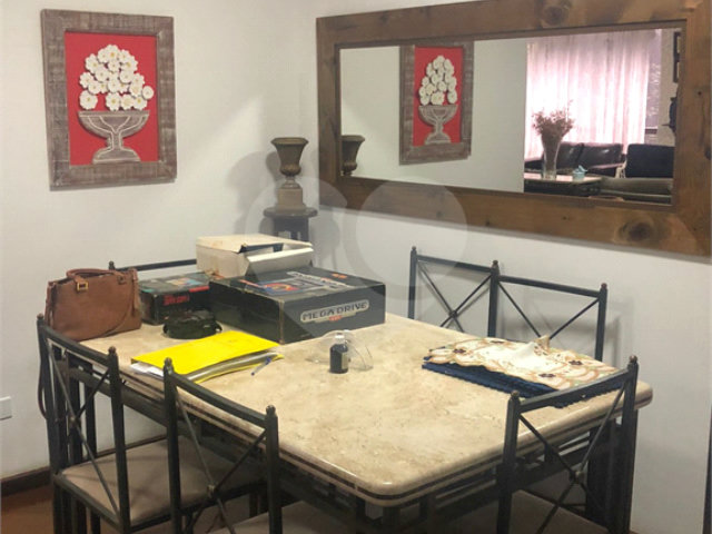 Apartamento à venda com 3 quartos, sendo 1 suíte,  em Saúde, São Paulo, SP