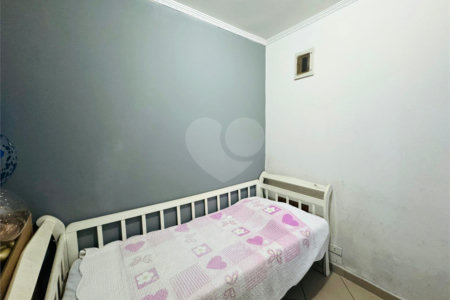 Casa à venda com 4 quartos, sendo 2 suítes, em Parque Santo Antônio, Guarulhos, SP