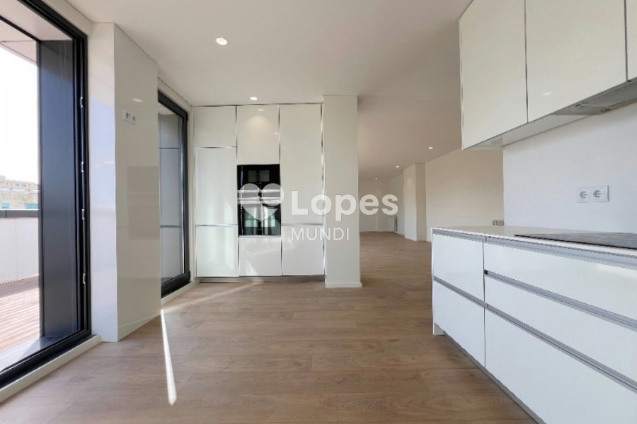 APARTAMENTO RESIDENCIAL em Porto - PT, Matosinhos