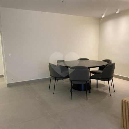 Apartamento à venda com 3 quartos, sendo 1 suíte,  em Itaim Bibi, São Paulo, SP