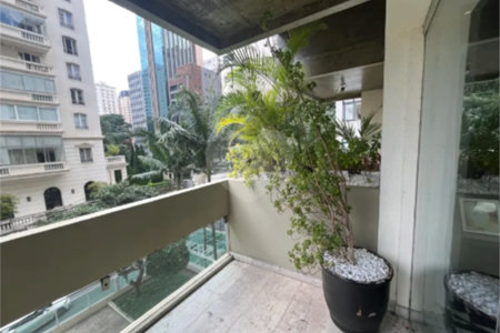 Apartamento à venda com 2 quartos, sendo 1 suíte, em Cerqueira César, São Paulo, SP