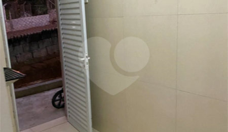 Chácara à venda com 2 quartos em Vitória Régia, Atibaia, SP