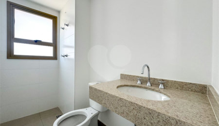 Apartamento à venda com 4 quartos, sendo 3 suítes, em Vila Mariana, São Paulo, SP