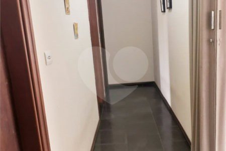 Casa à venda com 4 quartos, sendo 1 suíte, no Centro, Vinhedo, SP