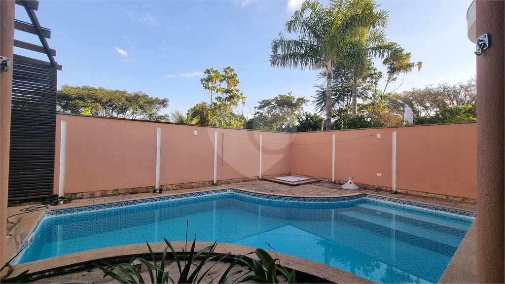 Casa à venda com 4 quartos, sendo 3 suítes,  no condomínio Residencial Villa dos Inglezes, Sorocaba - SP