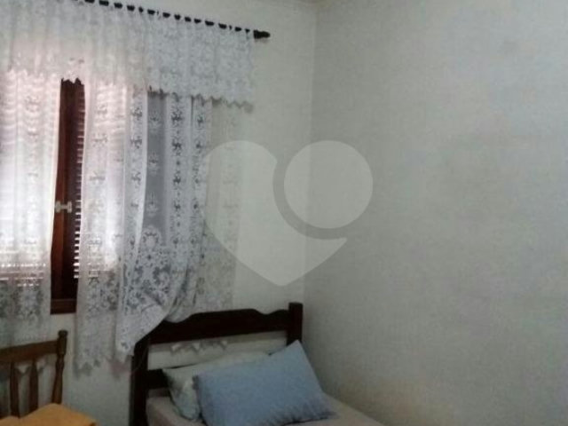 Sobrado à venda com 3 quartos, sendo 1 suíte,  em Jardim do Papai, Guarulhos, SP