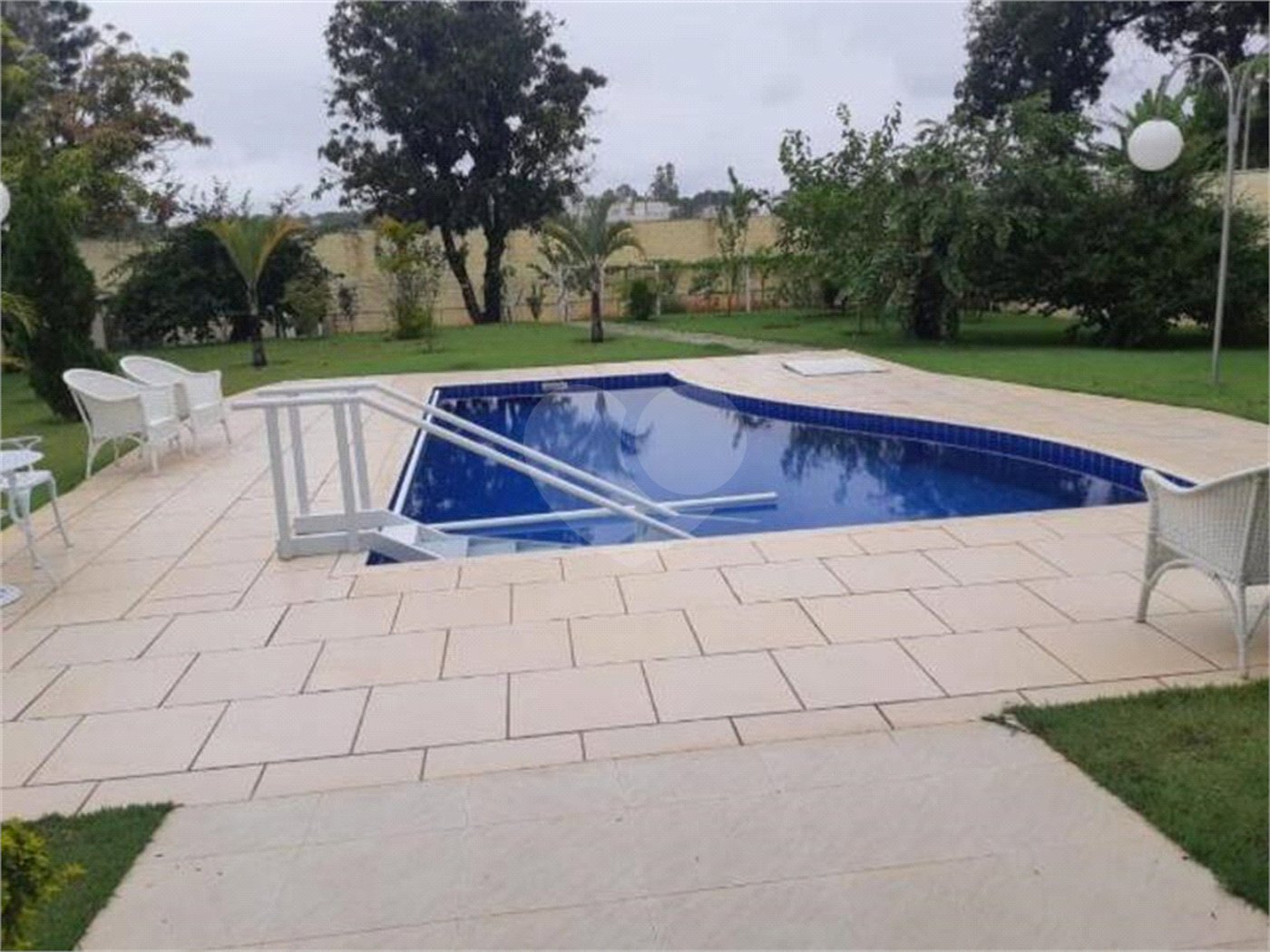 Casa à venda com 4 suítes no condomínio Aldeia da Serrinha, Sorocaba - SP