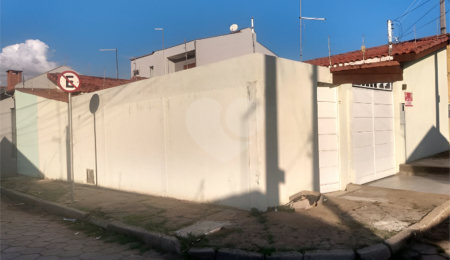 Casa à venda com 2 quartos em Vila Grace, Itapetininga, SP