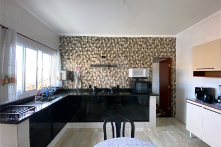 Casa à venda com 2 quartos, sendo 1 suíte, em Jardim Santa Inês, Suzano, SP