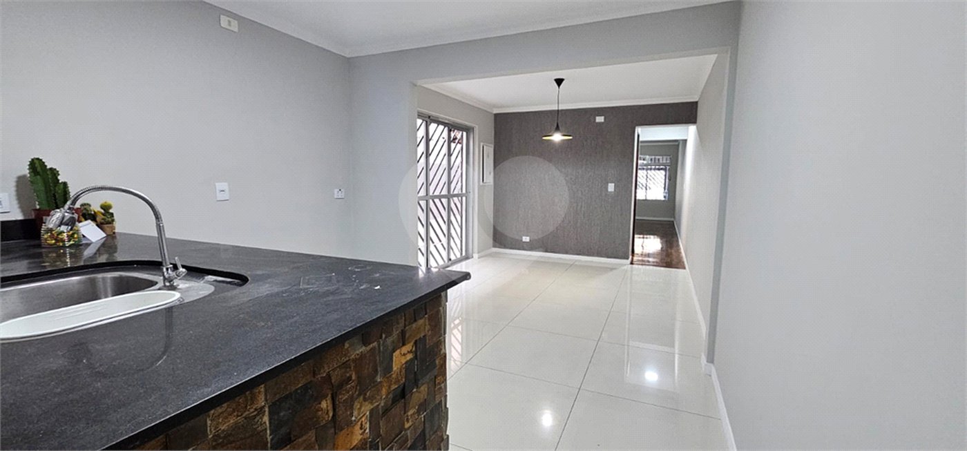 Sobrado à venda com 3 quartos, sendo 2 suítes, em Ferreira, São Paulo, SP