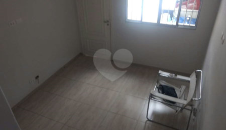 Casa à venda com 2 quartos, sendo 1 suíte,  em Vila Moreira, São Paulo, SP