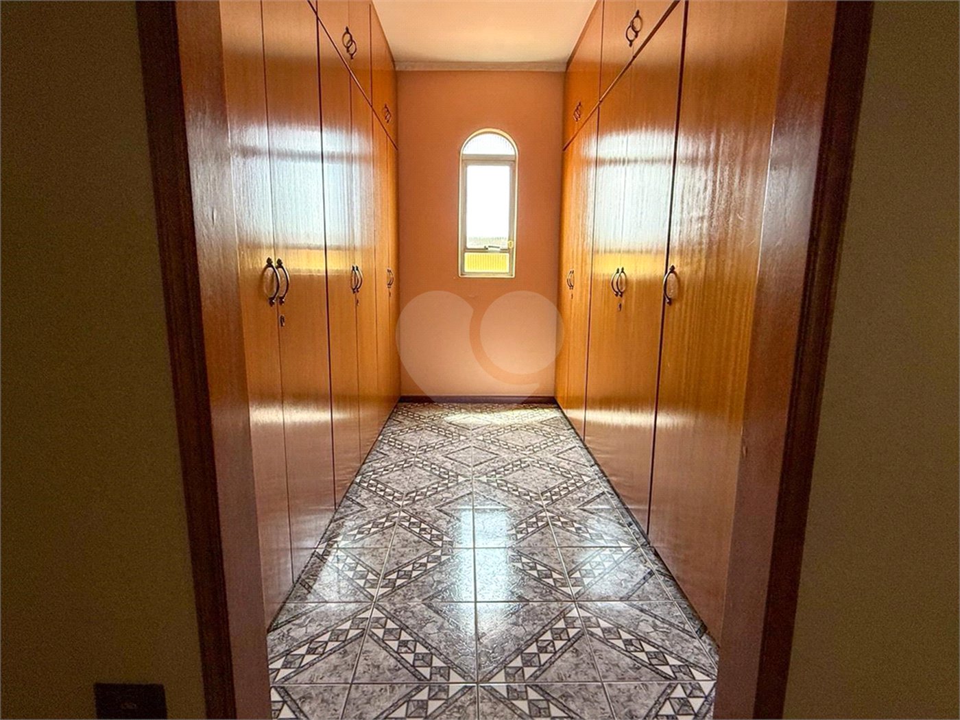 Sobrado à venda com 3 quartos, sendo 1 suíte, em Cidade Líder, São Paulo, SP